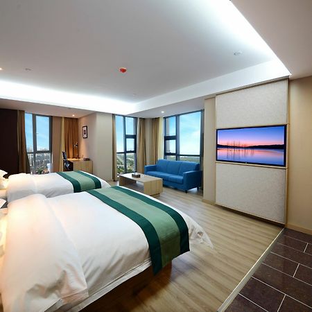 Nice Seven Days Boutique Hotel Лоян Екстер'єр фото